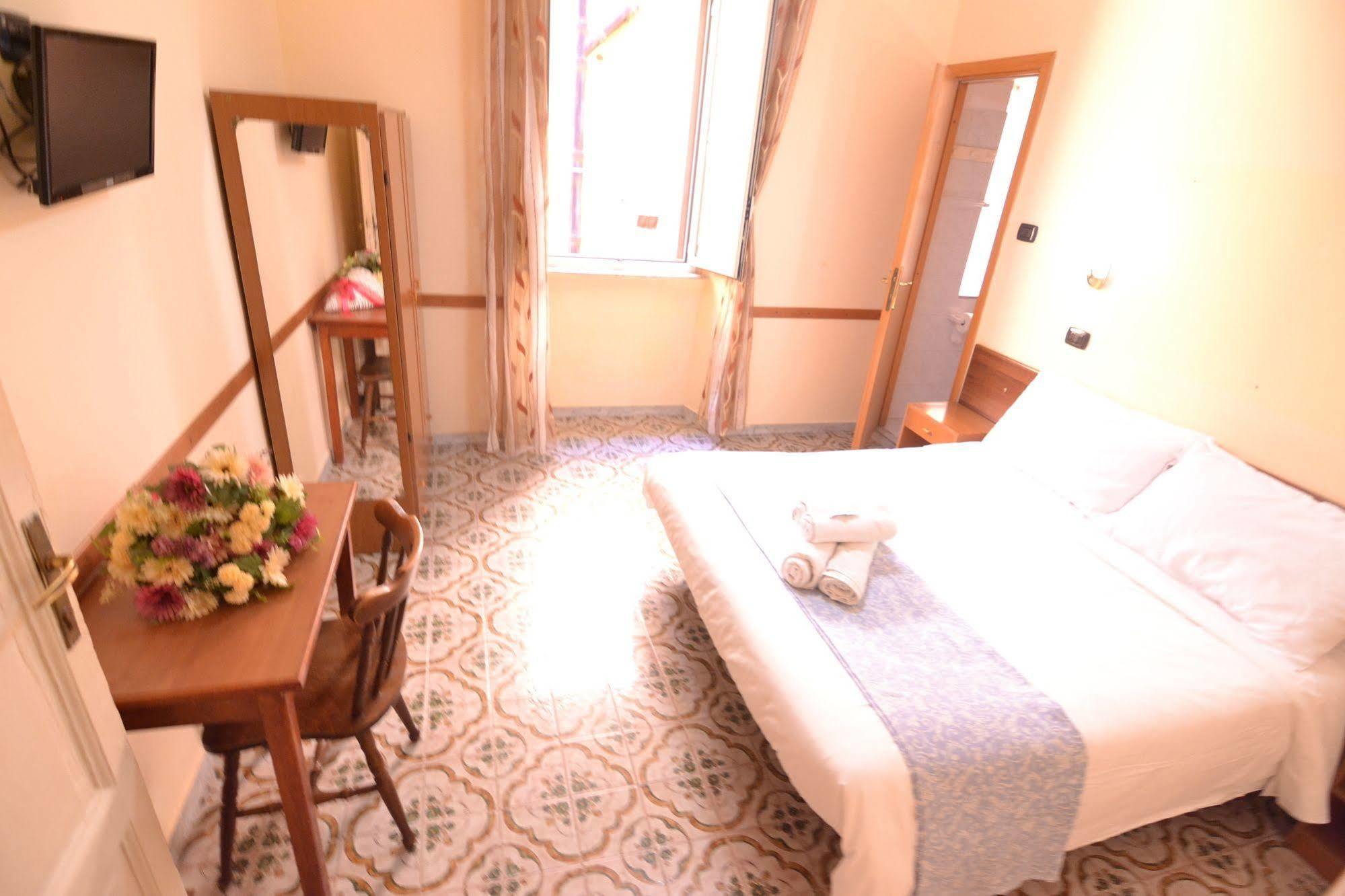 Cathrine Hotel